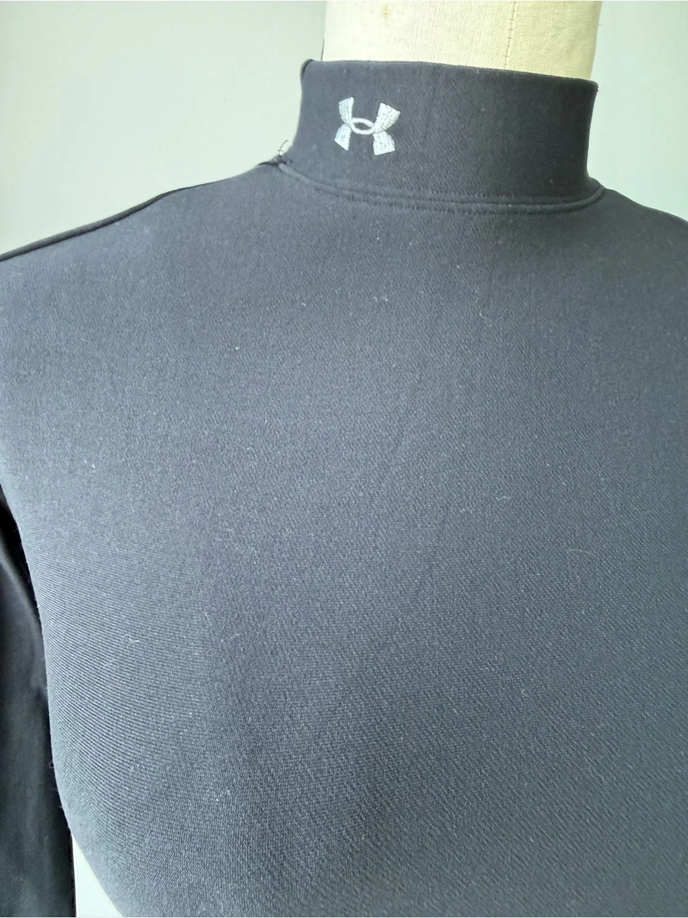 Under Armour Long-Sleeve Mock Neck Performance Top - Picture 3 of 5